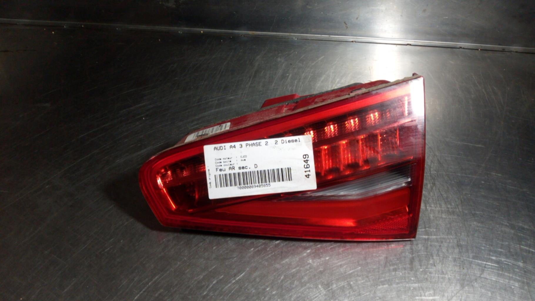 Feu arriere secondaire droit (feux) AUDI A4 3 PHASE 2 Diesel - 1