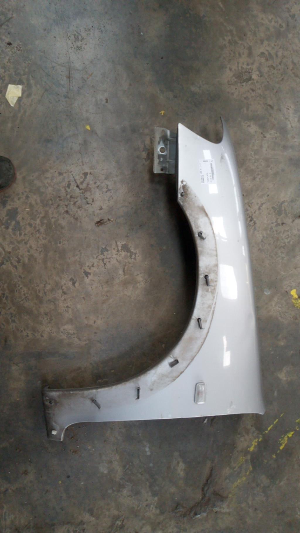 Parafango anteriore sinistro PEUGEOT 106 2 Gasolina - 1