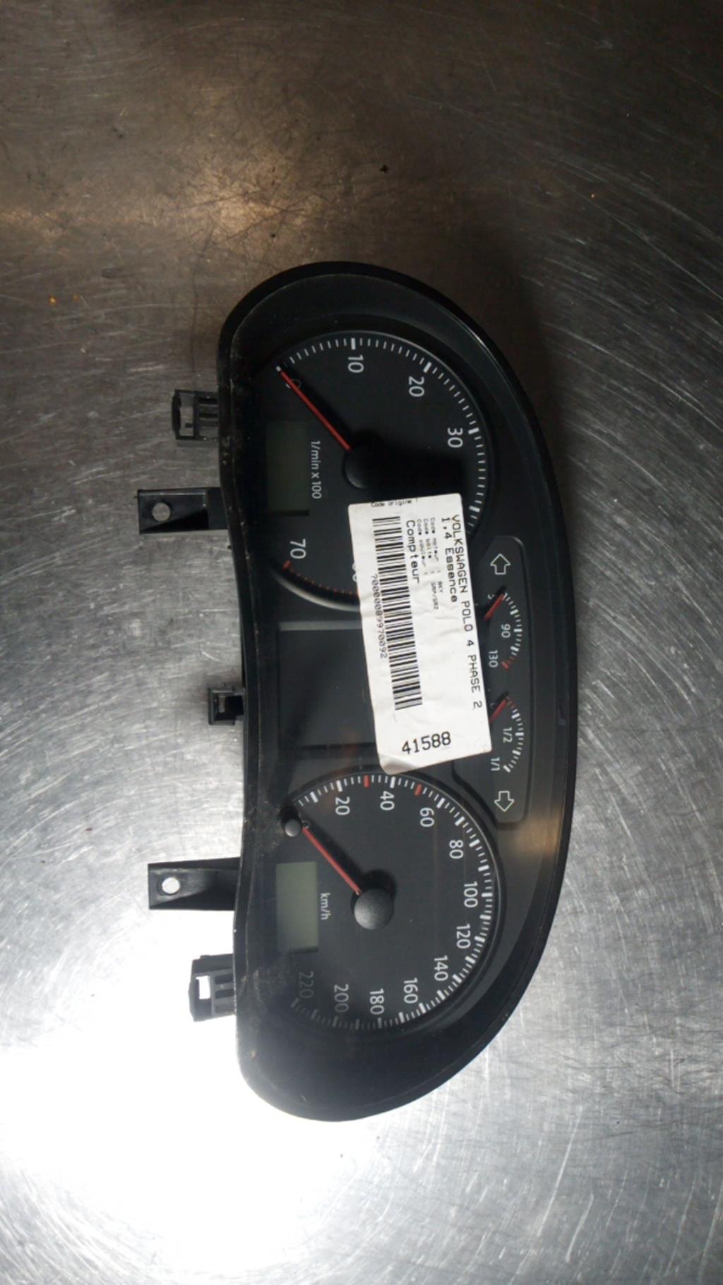 Compteur VOLKSWAGEN POLO 4 PHASE 2 Essence - 1