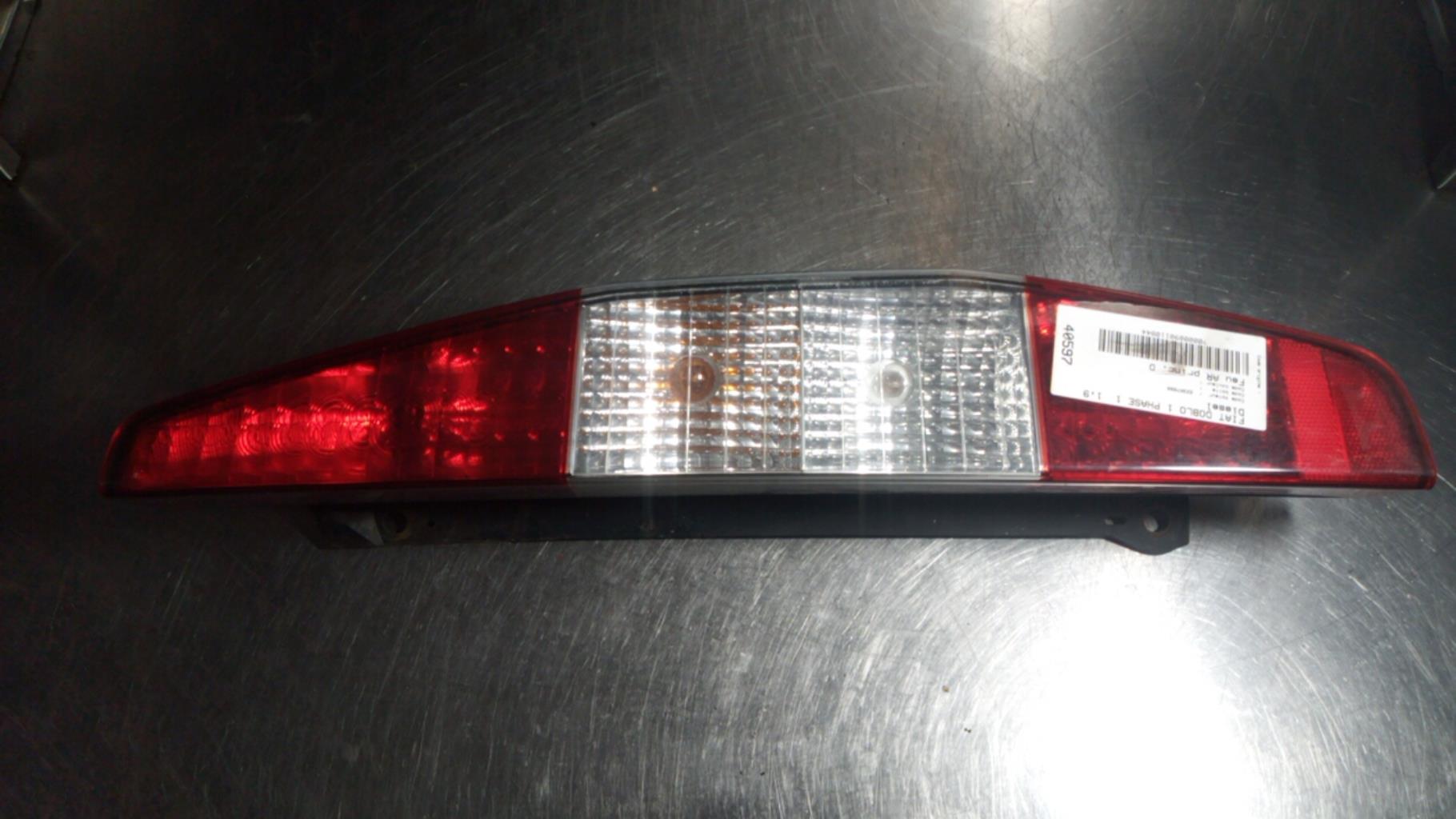 Fanale posteriore principale destro (luci) FIAT DOBLO 1 PHASE 1 Diésel - 1
