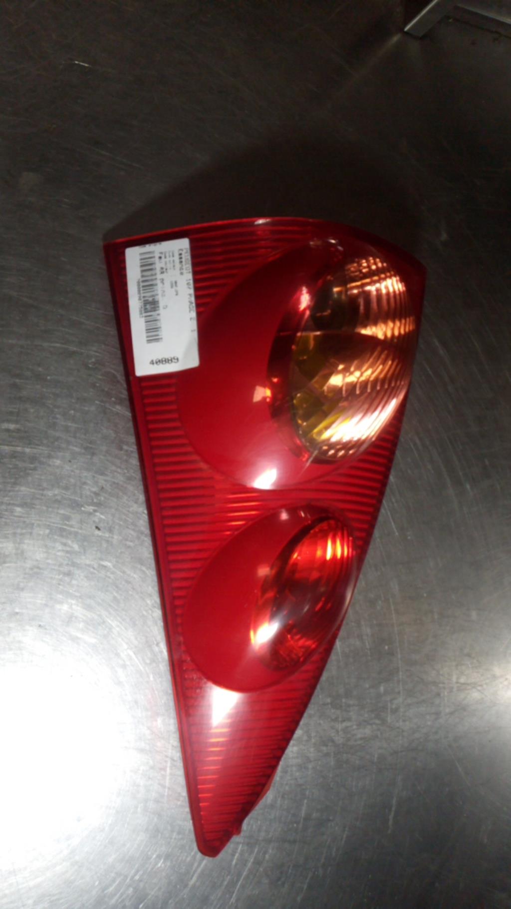 Fanale posteriore principale destro (luci) PEUGEOT 107 PHASE 2 Gasolina - 1