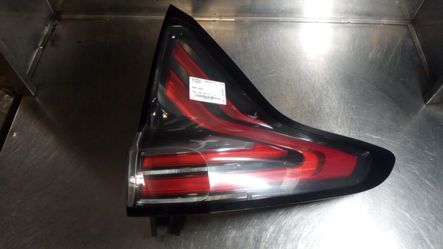 Fanale posteriore principale destro (luci) RENAULT ESPACE 5 Diésel - 1