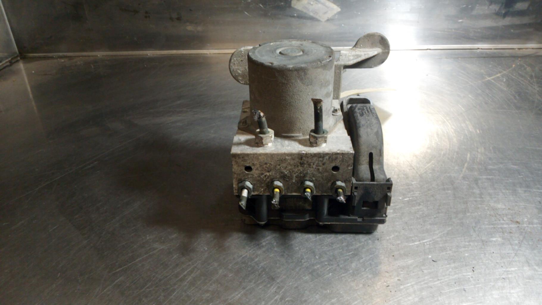 Blocco ABS (antibloccaggio freni) MERCEDES CLASSE A 169 PHASE 1 Diésel - 1