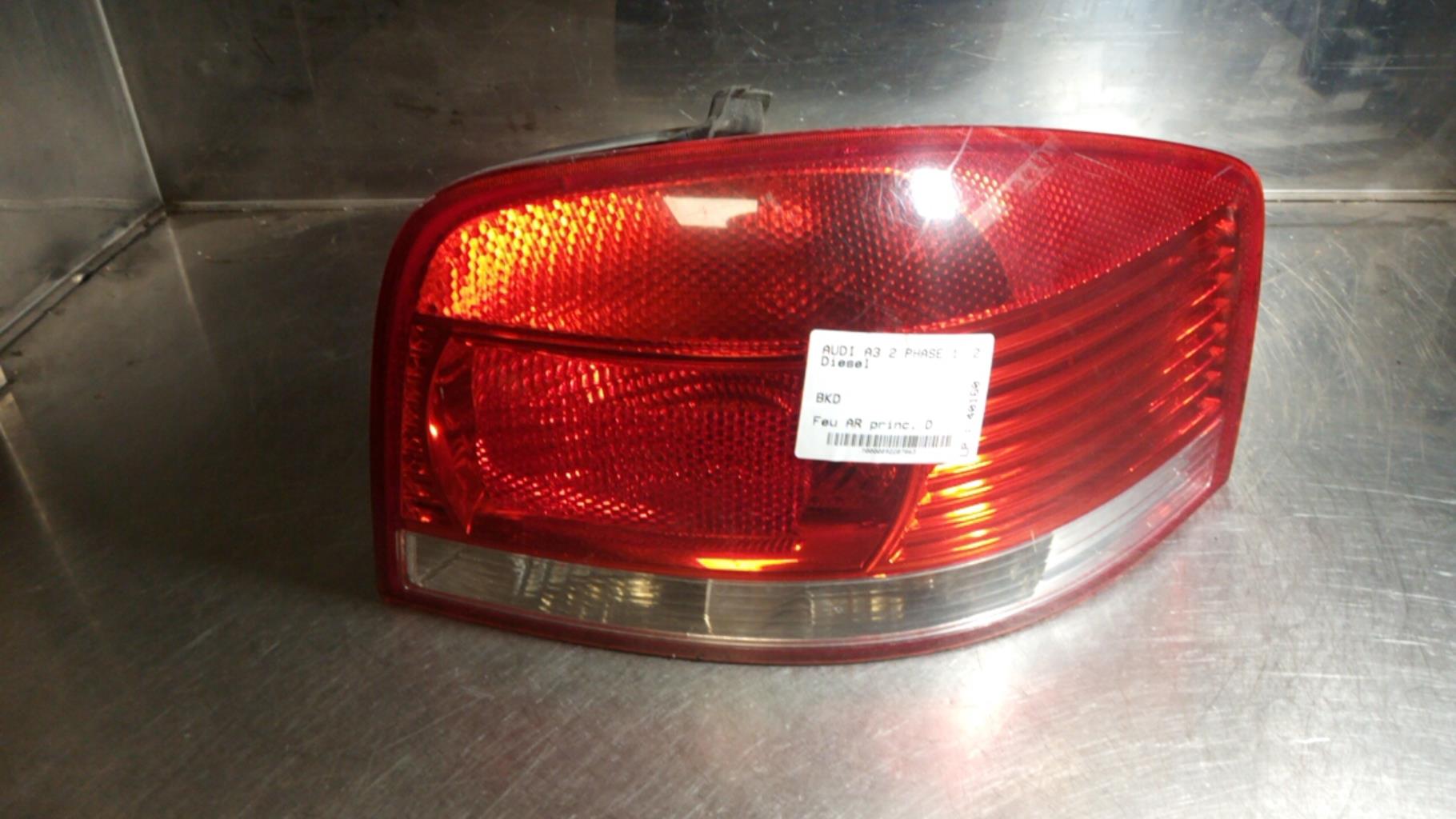 Fanale posteriore principale destro (luci) AUDI A3 2 PHASE 1 Diésel - 1