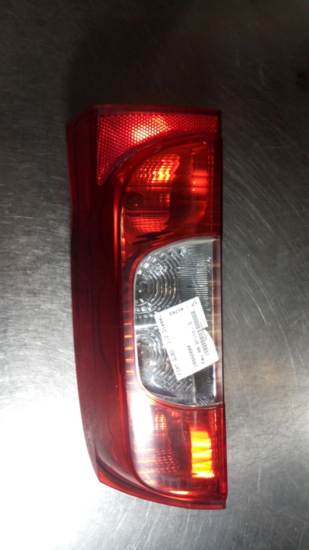 Fanale posteriore principale destro (luci) FIAT QUBO Diésel - 1