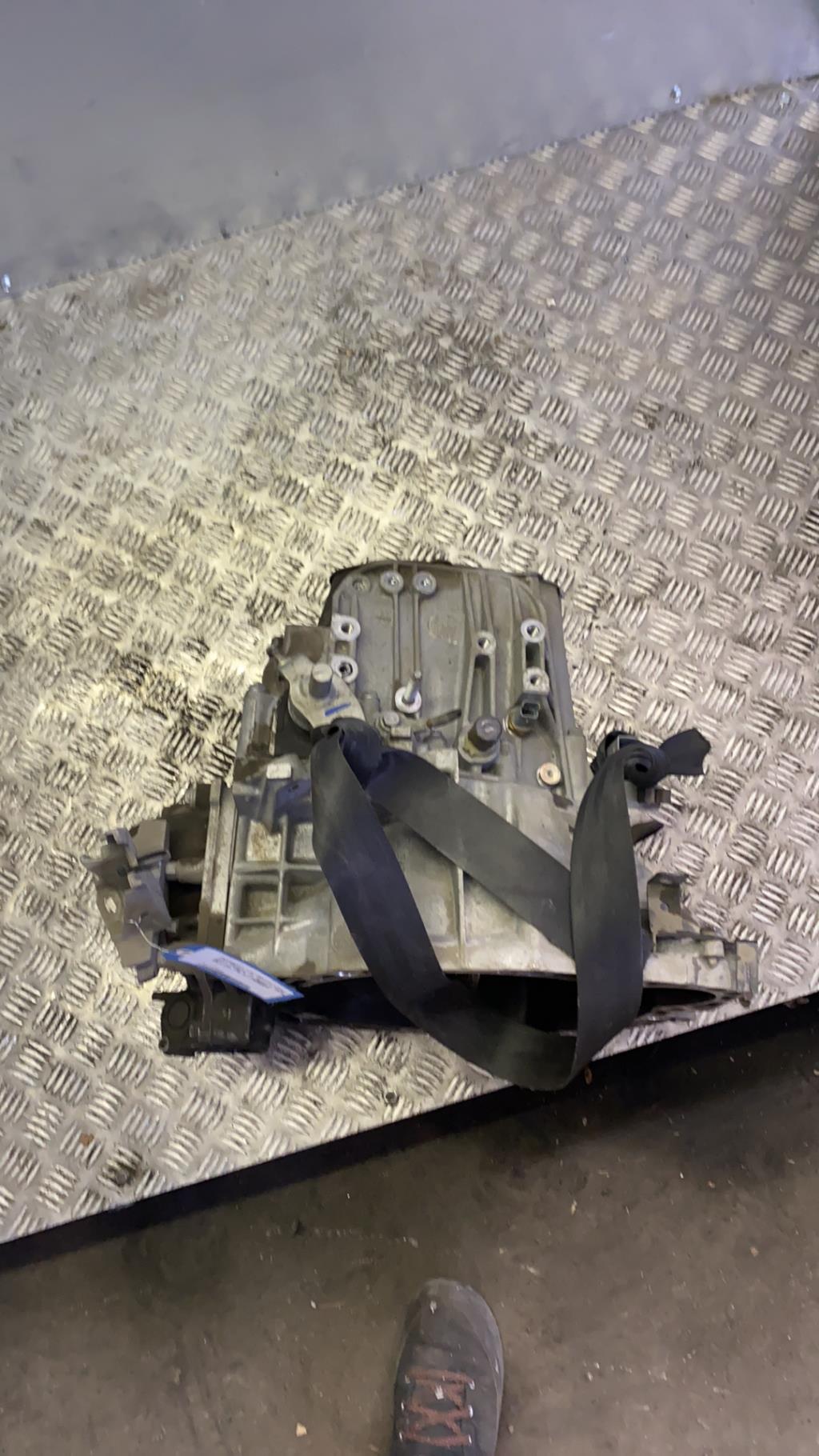 Boite de vitesses PEUGEOT 407 COUPE Diesel - 1