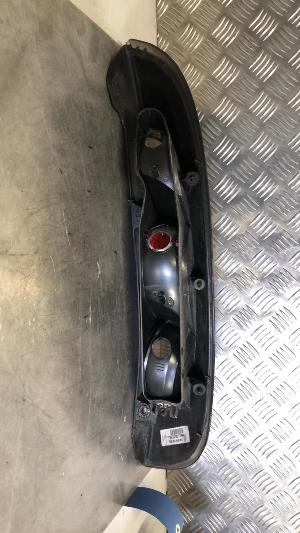 Fanale posteriore principale sinistro (luci) OPEL CORSA C PHASE 2 Diésel - 1
