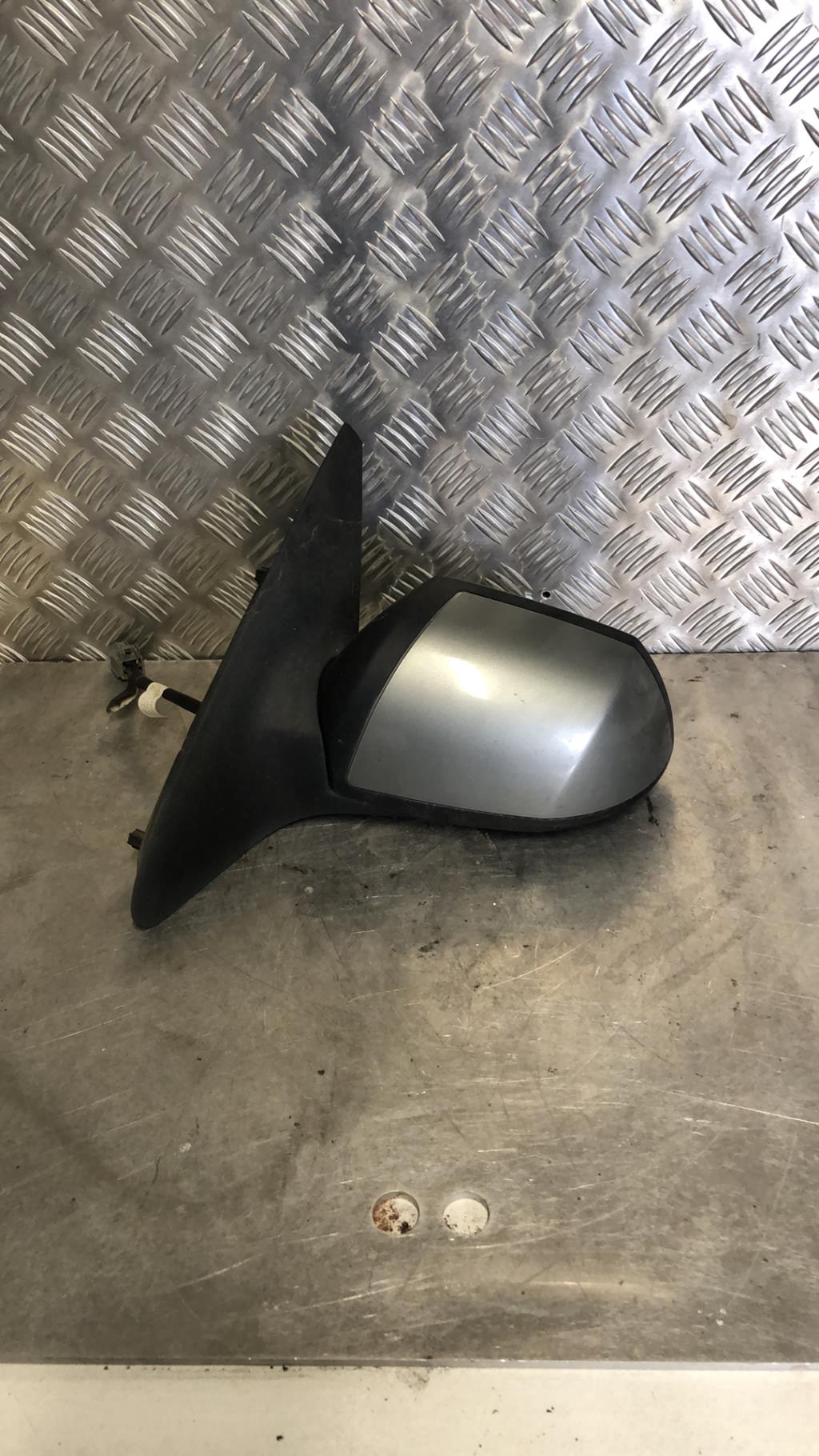 Retrovisor izquierdo FORD MONDEO 2 Diésel - 1