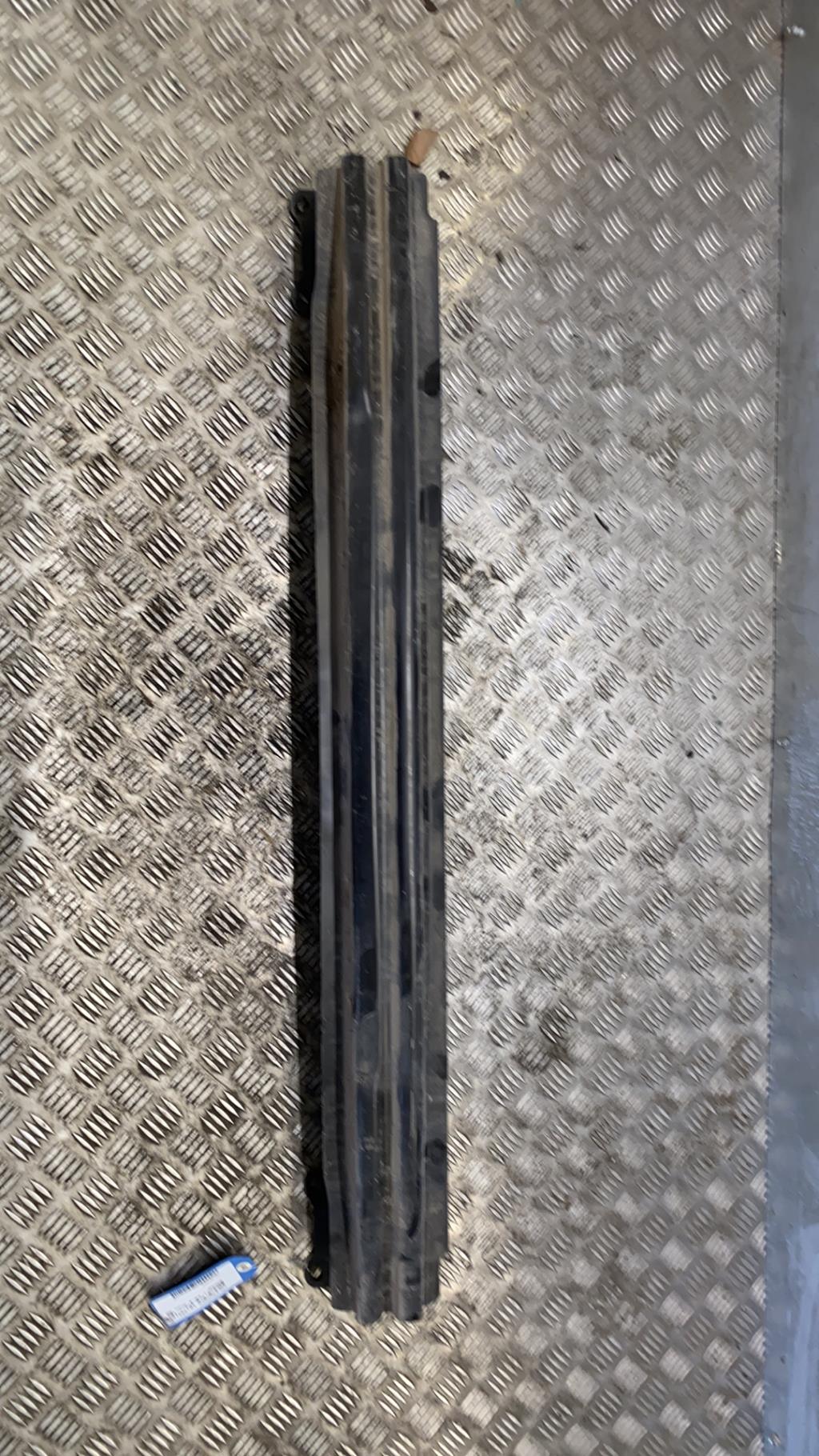 Traversa rinforzo paraurti posteriore VOLKSWAGEN GOLF 6 Diésel - 1