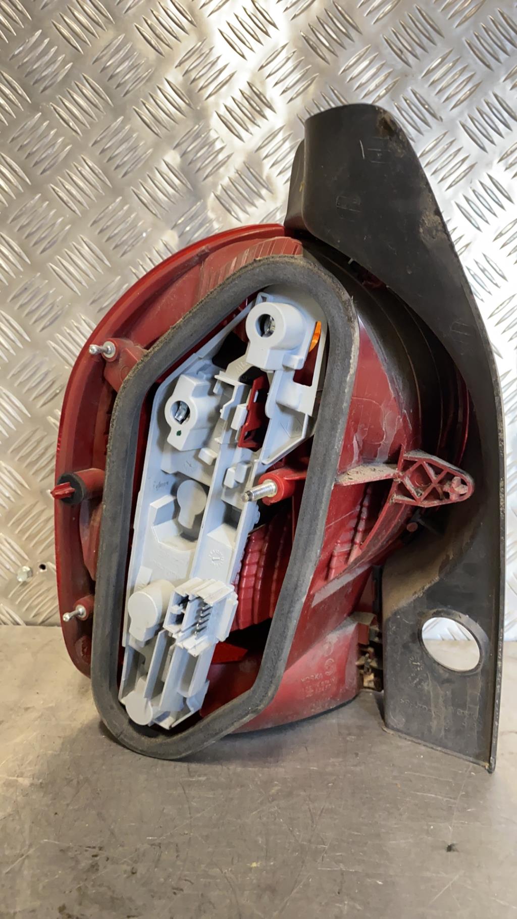 Fanale posteriore principale destro (luci) RENAULT MODUS PHASE 1 Gasolina - 1