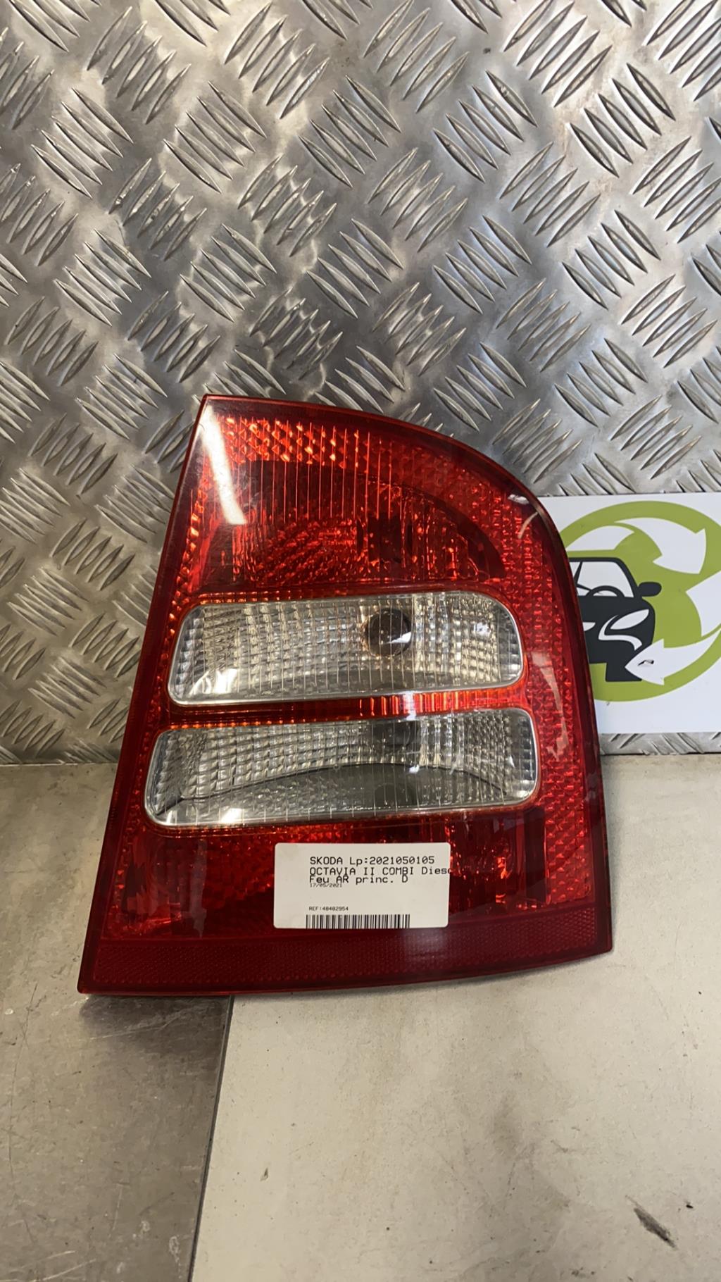 Fanale posteriore principale destro (luci) SKODA OCTAVIA 1 PHASE 2 Diésel - 1