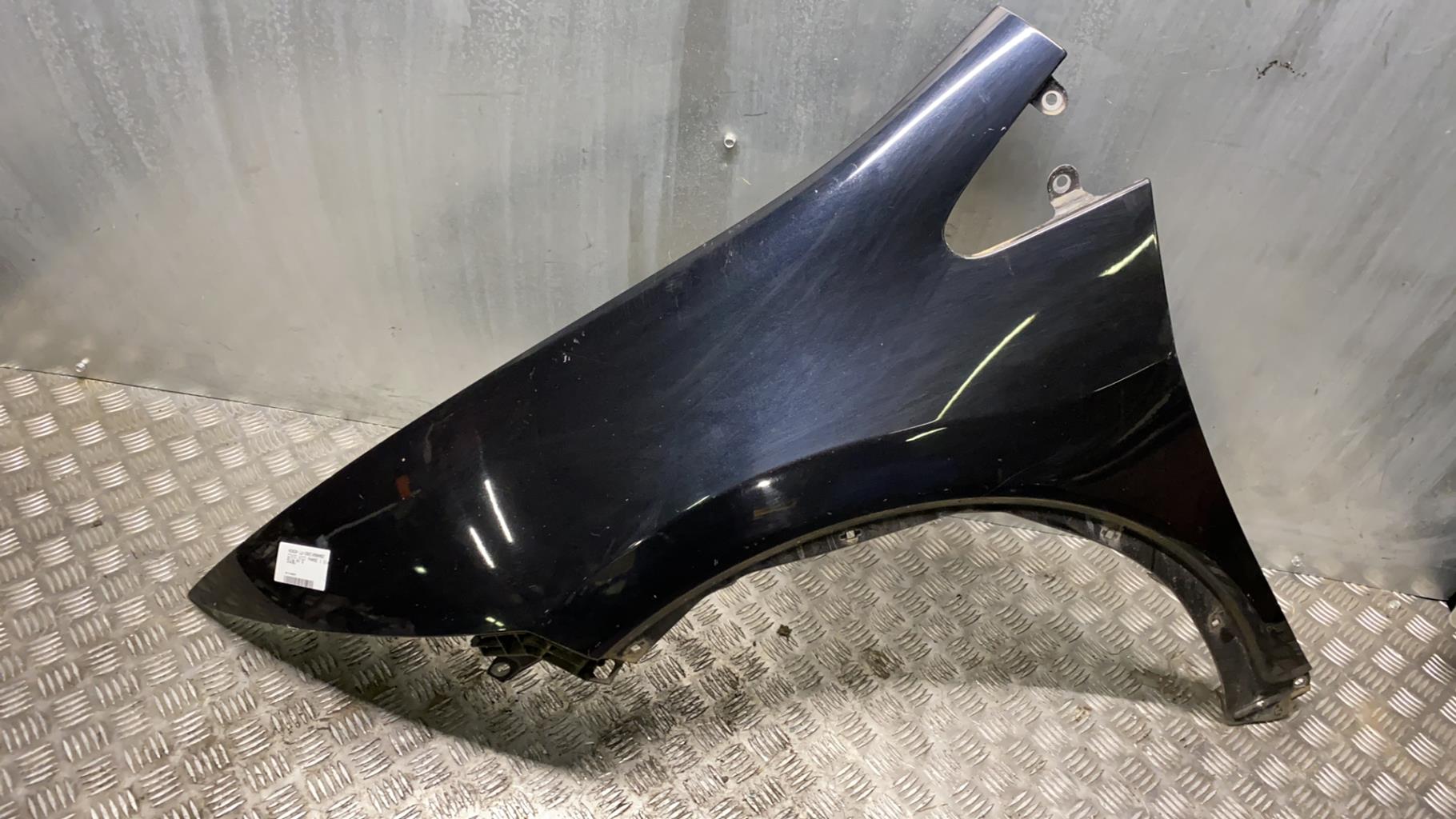 Parafango anteriore sinistro HONDA CIVIC 8 PHASE 1 Diésel - 1