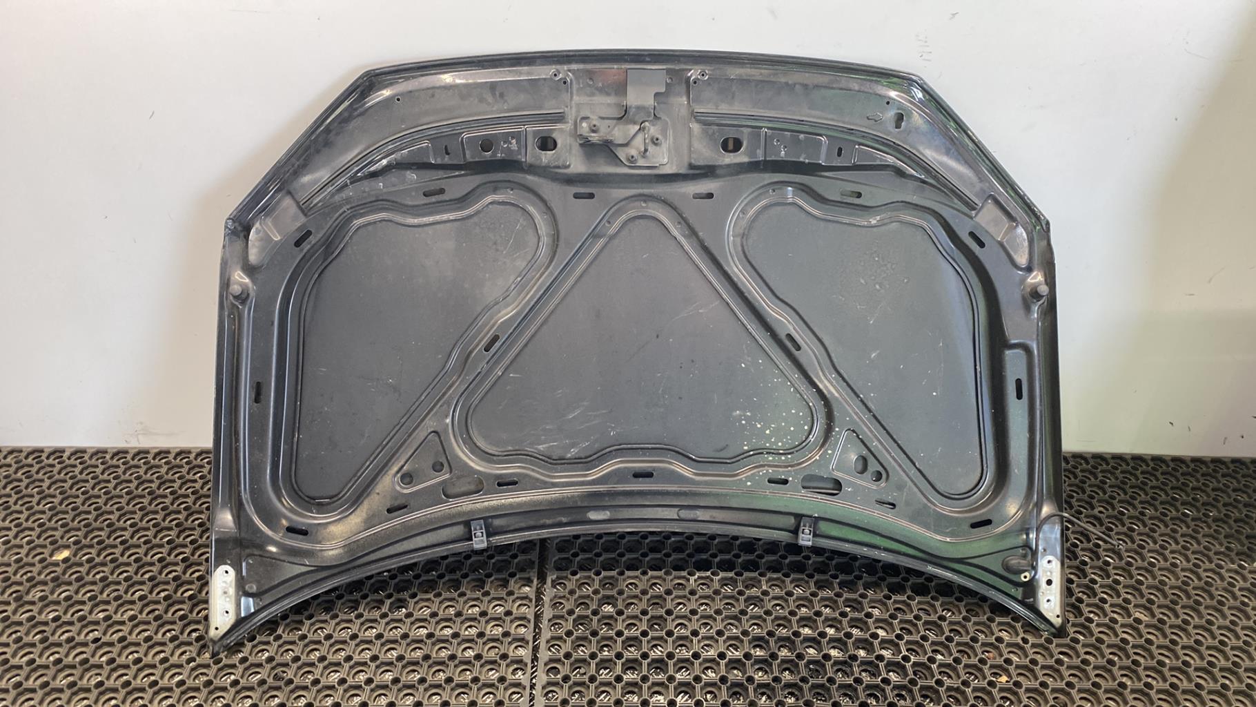 Capot VOLKSWAGEN POLO 4 PHASE 2 Essence - 1