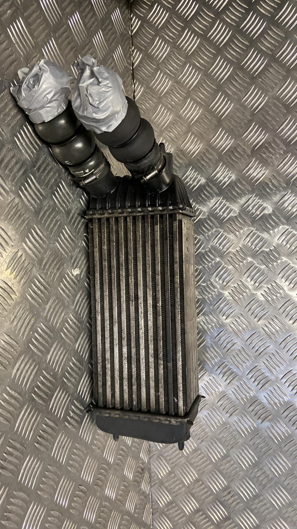 Scambiatore aria (Intercooler) PEUGEOT EXPERT 2 Diésel - 1