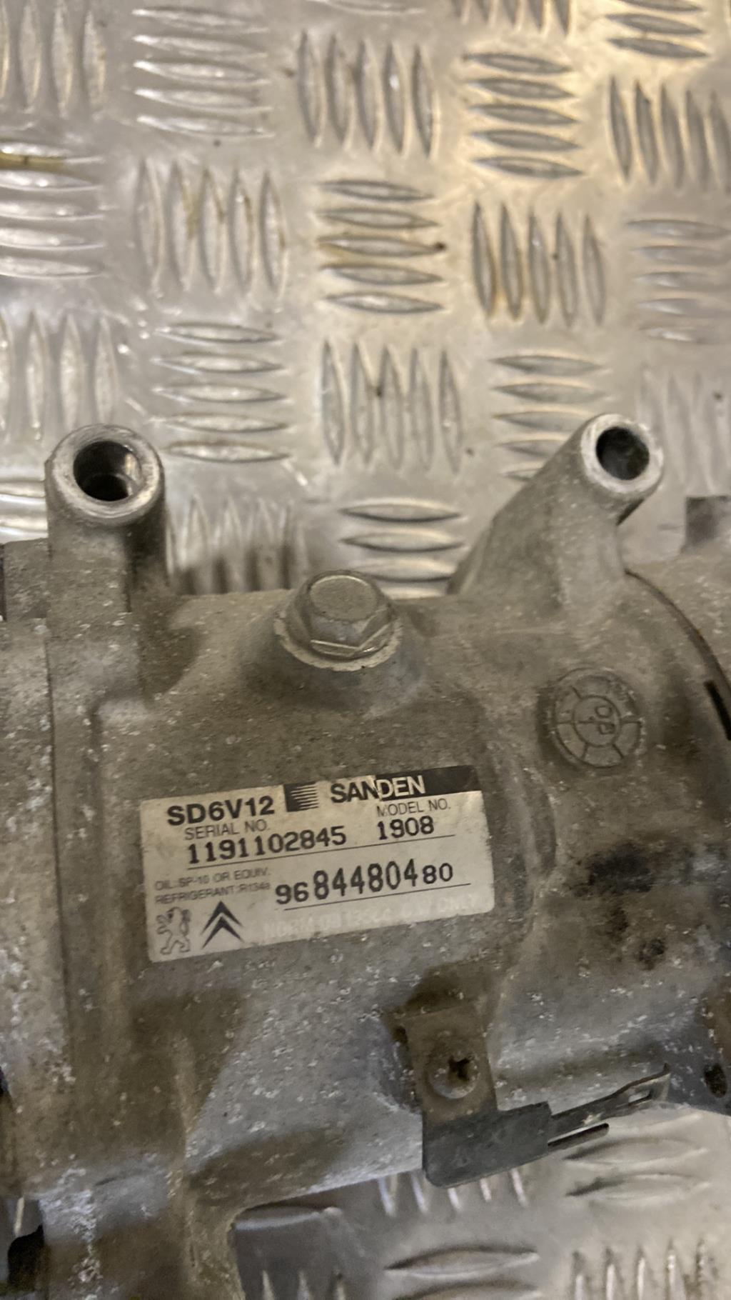 Compressore clima PEUGEOT BIPPER Diésel - 1