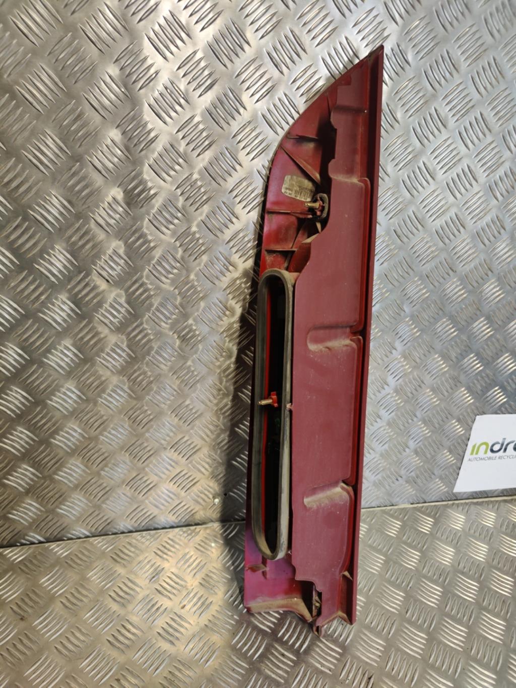 Fanale posteriore principale destro (luci) RENAULT KANGOO 1 PHASE 1 Gasolina - 1