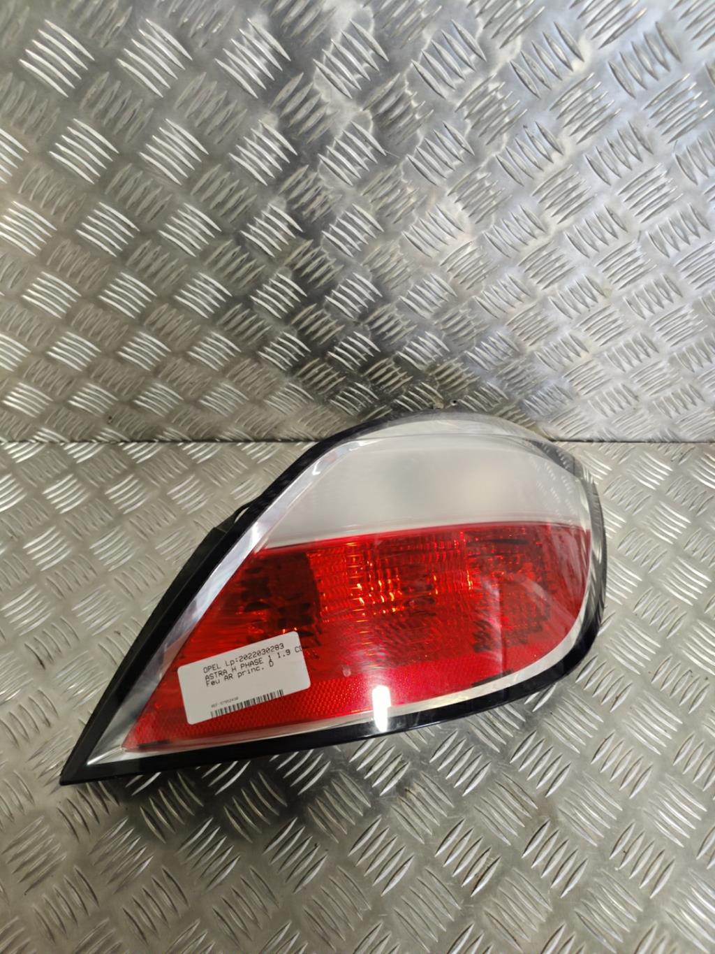 Fanale posteriore principale destro (luci) OPEL ASTRA H PHASE 1 Diésel - 1