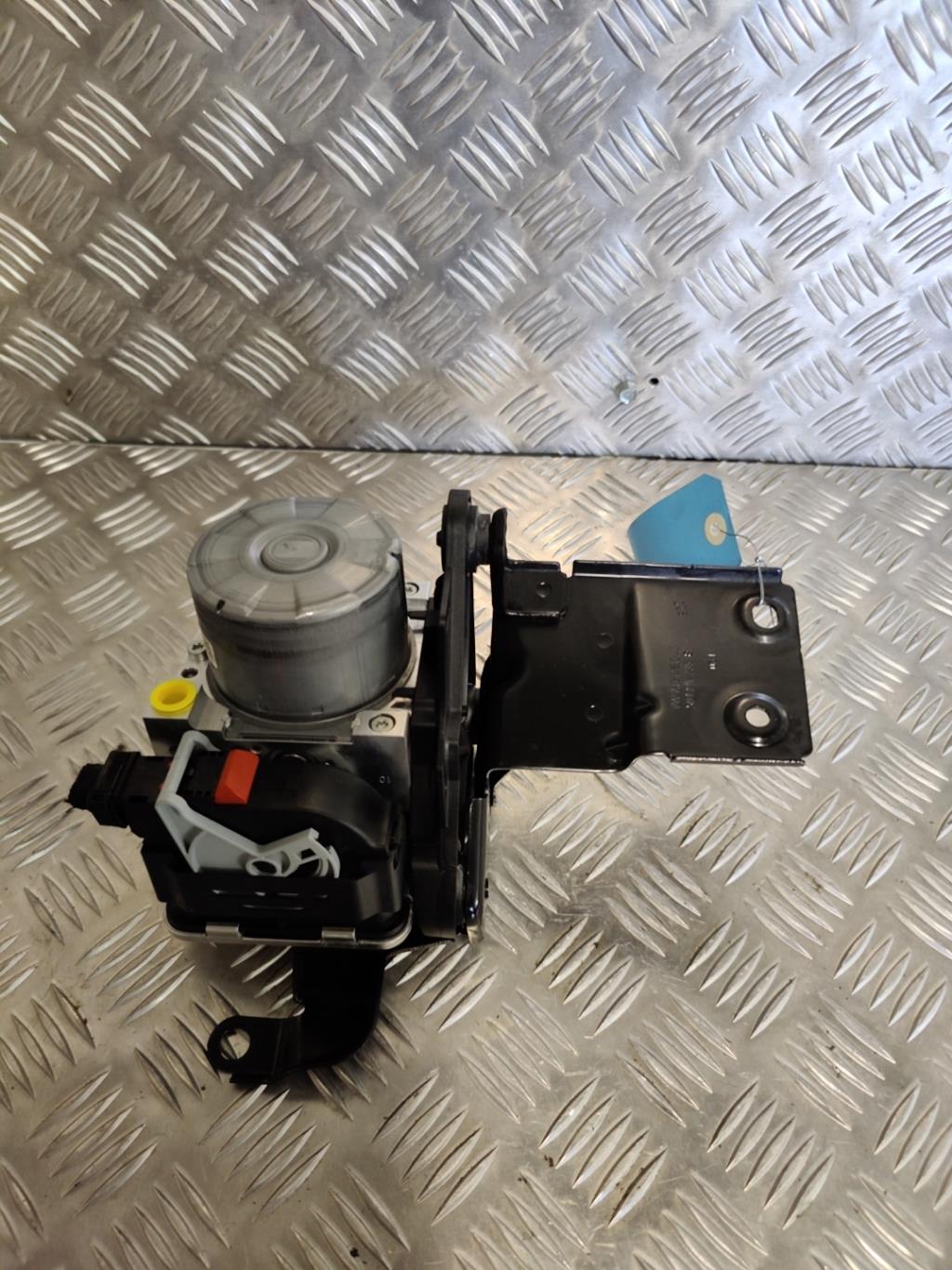 Bloc ABS (freins anti-blocage) VOLKSWAGEN GOLF 7 PHASE 2 Diesel - 1