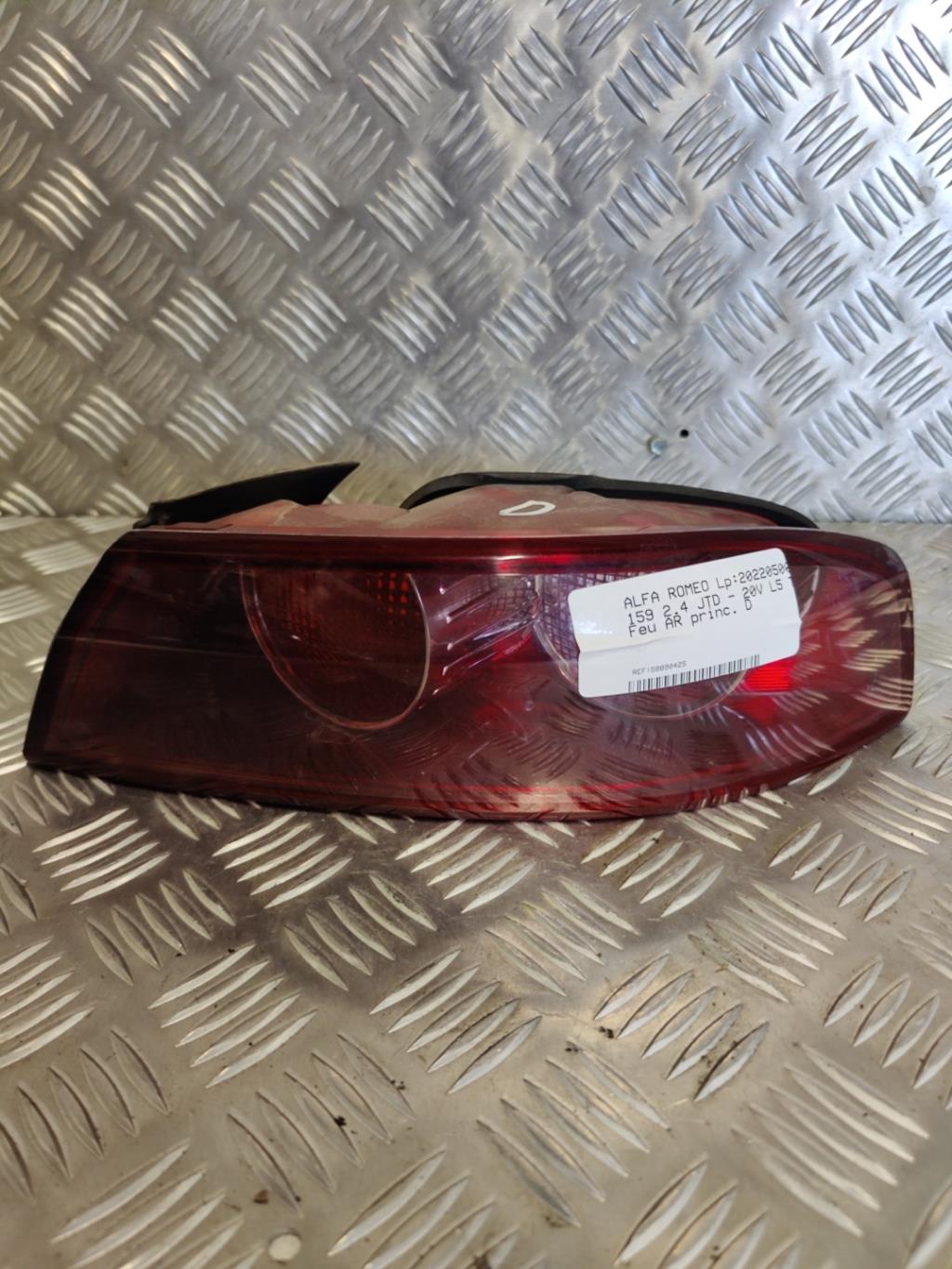 Fanale posteriore principale destro (luci) ALFA ROMEO 159 Diésel - 1
