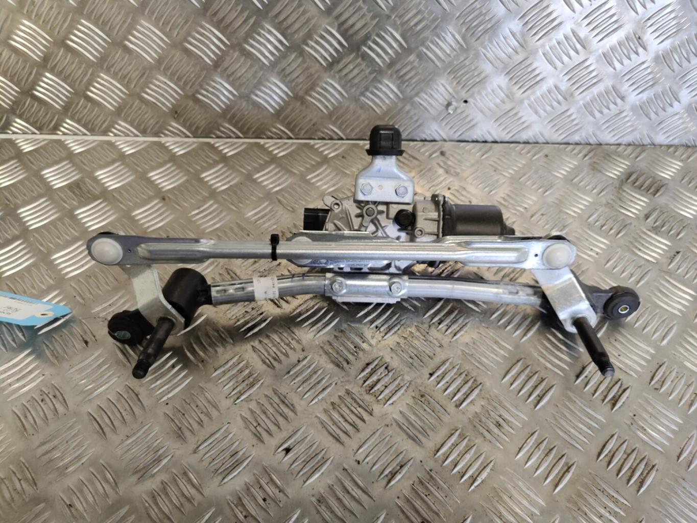 Moteur essuie glace avant RENAULT CLIO 5 Essence - 1