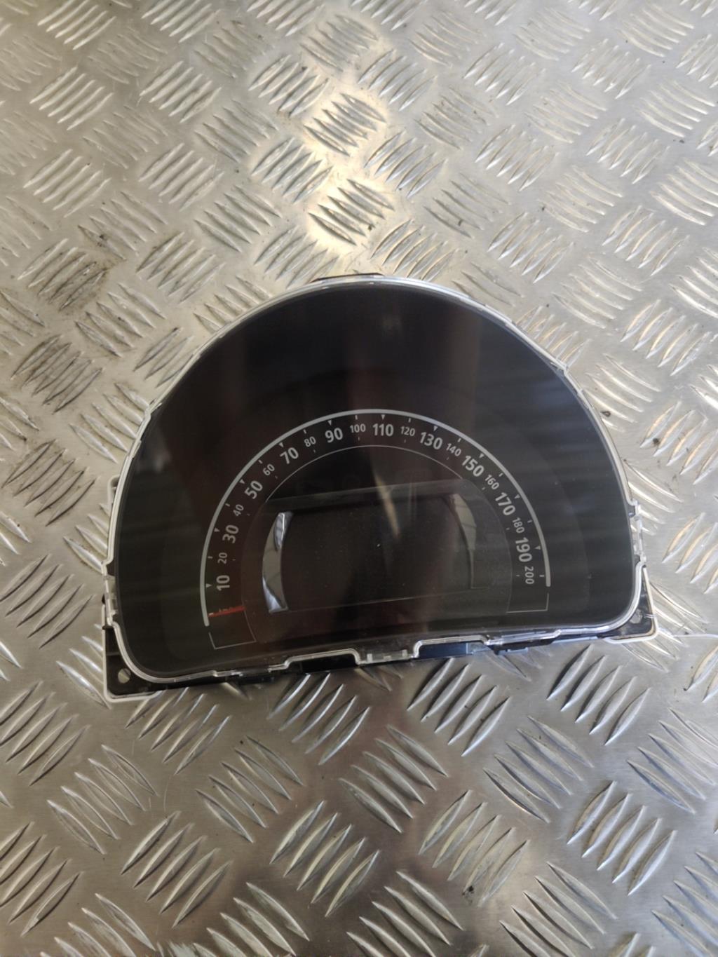 Compteur RENAULT TWINGO 3 PHASE 1 Essence - 1
