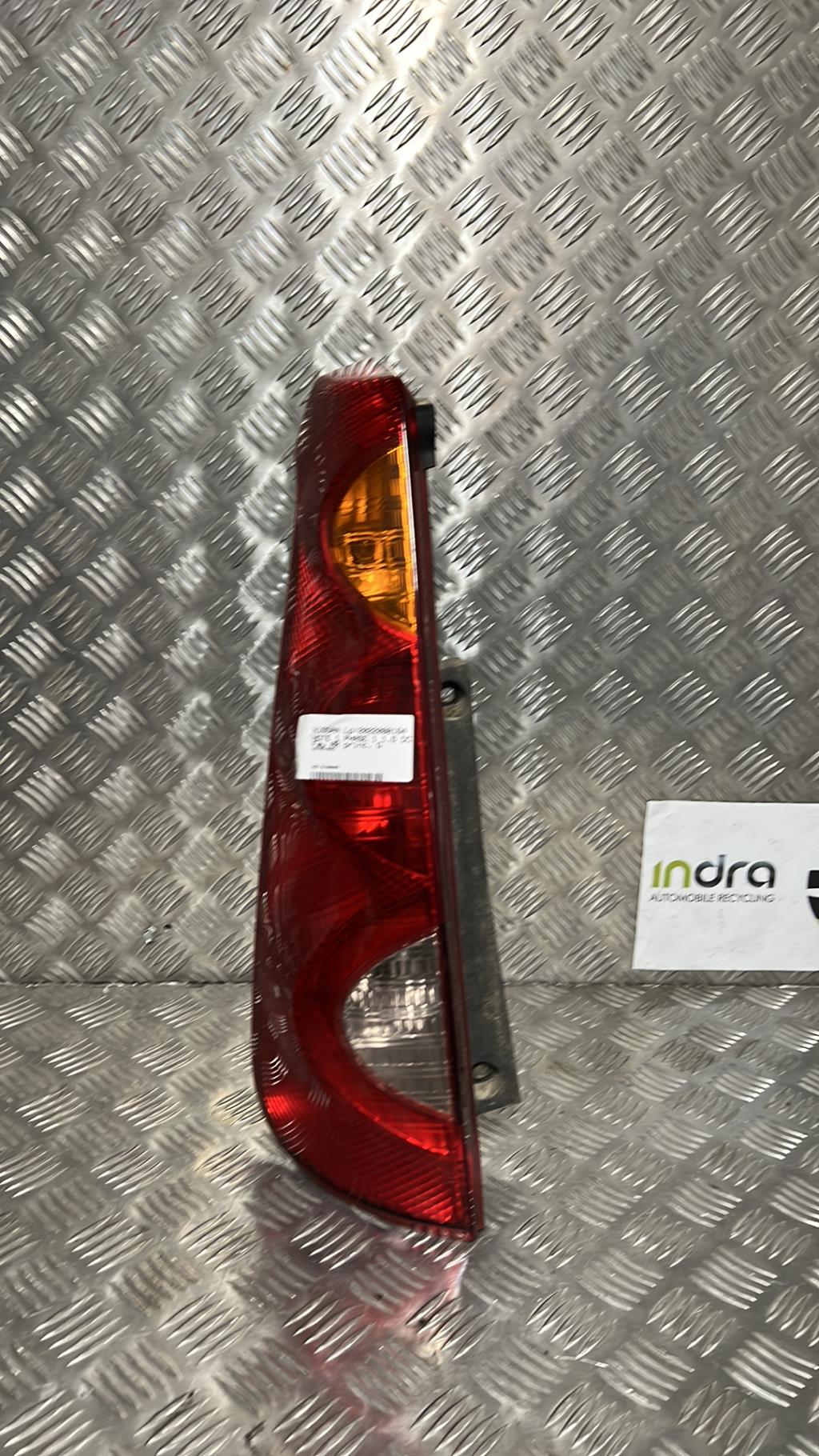 Fanale posteriore principale sinistro (luci) NISSAN NOTE 1 PHASE 1 Diésel - 1