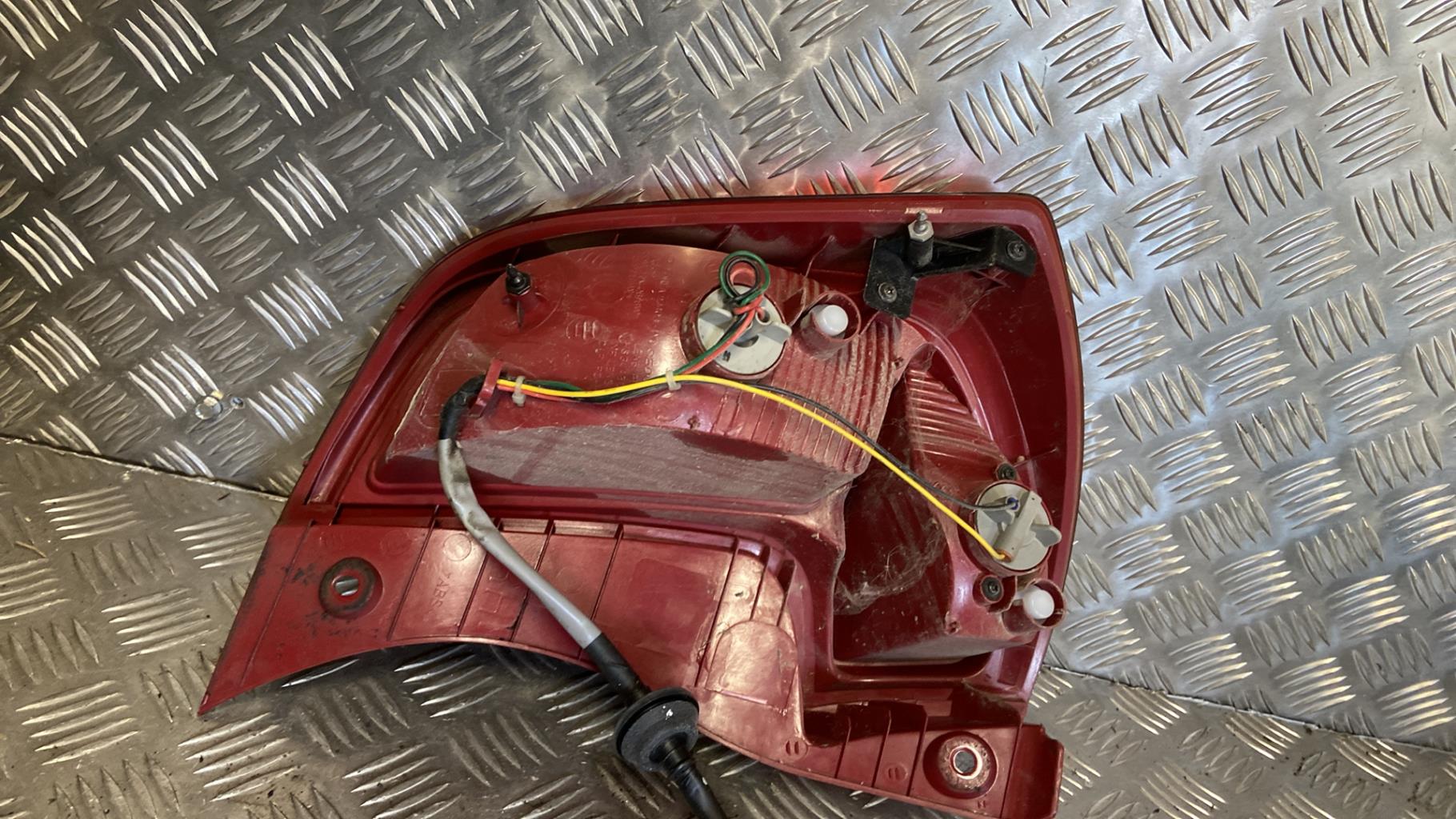 Fanale posteriore principale destro (luci) KIA PICANTO 2 PHASE 2 Gasolina - 1