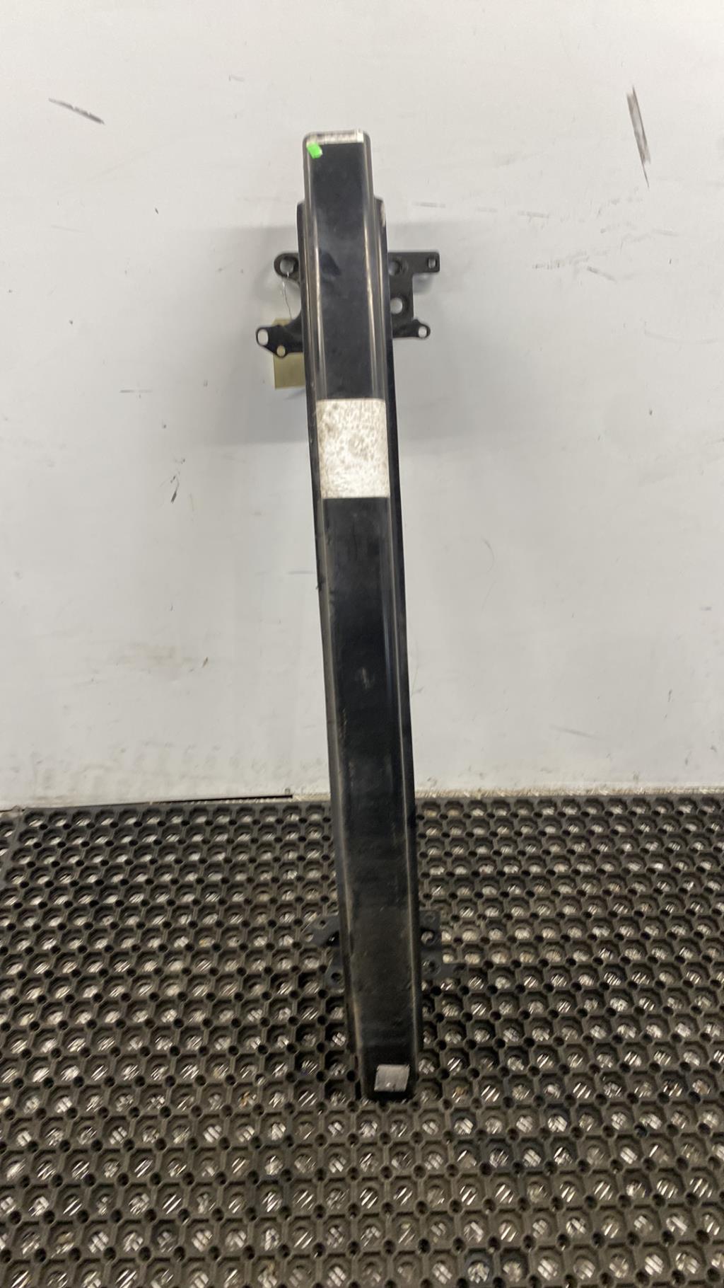 Traversa rinforzo paraurti anteriore VOLKSWAGEN POLO 4 PHASE 2 Diésel - 1