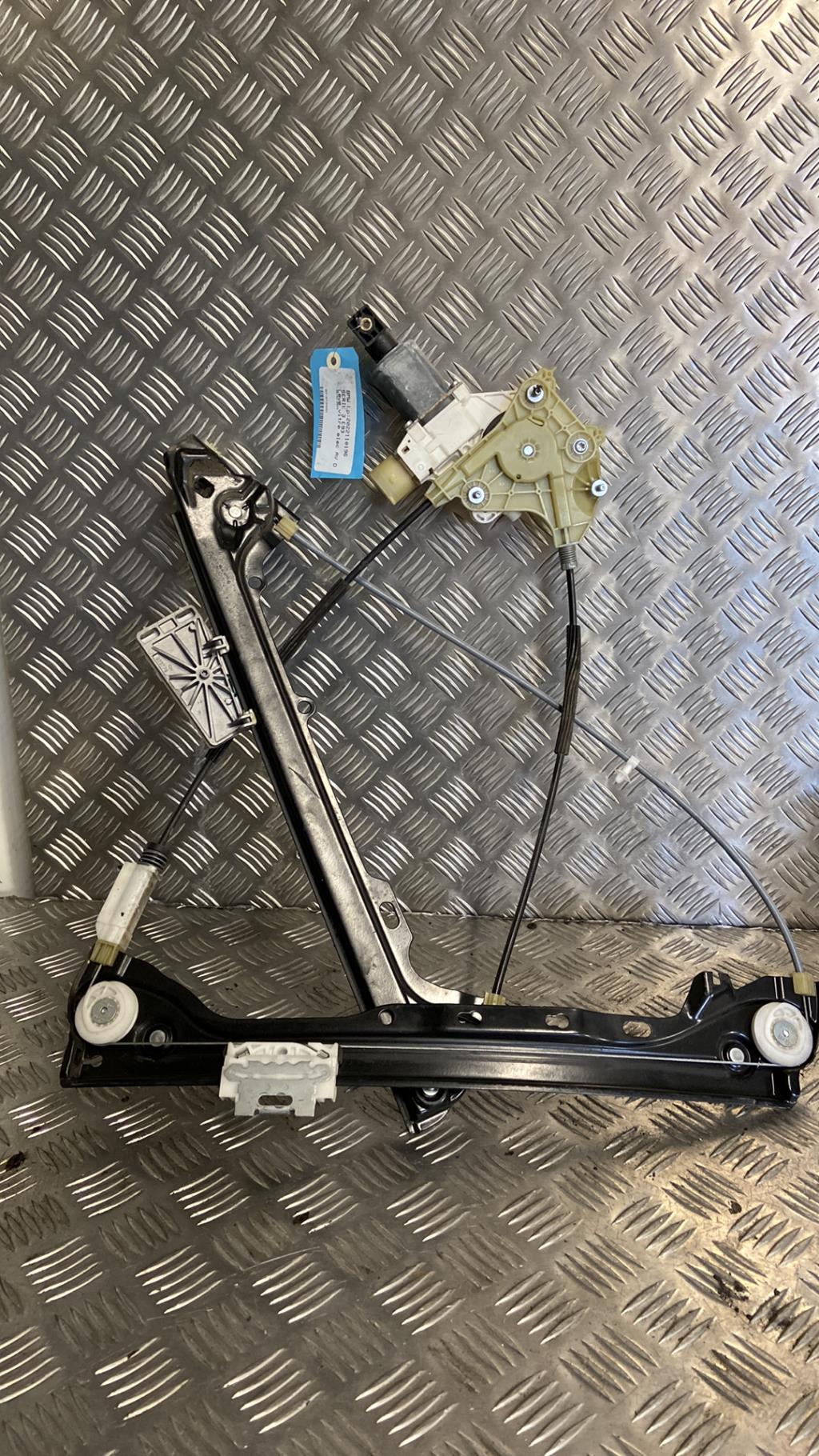 Alzacristalli elettrico anteriore destro BMW SERIE 3 E93  - 1
