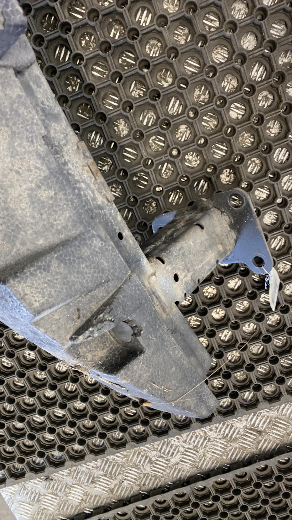 Traversa rinforzo paraurti anteriore NISSAN QASHQAI 1 PHASE 1 Diésel - 1