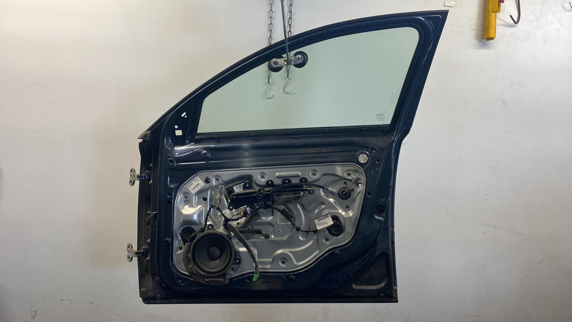 Portiera anteriore destra VOLVO V 50 PHASE 1 BREAK Diésel - 1