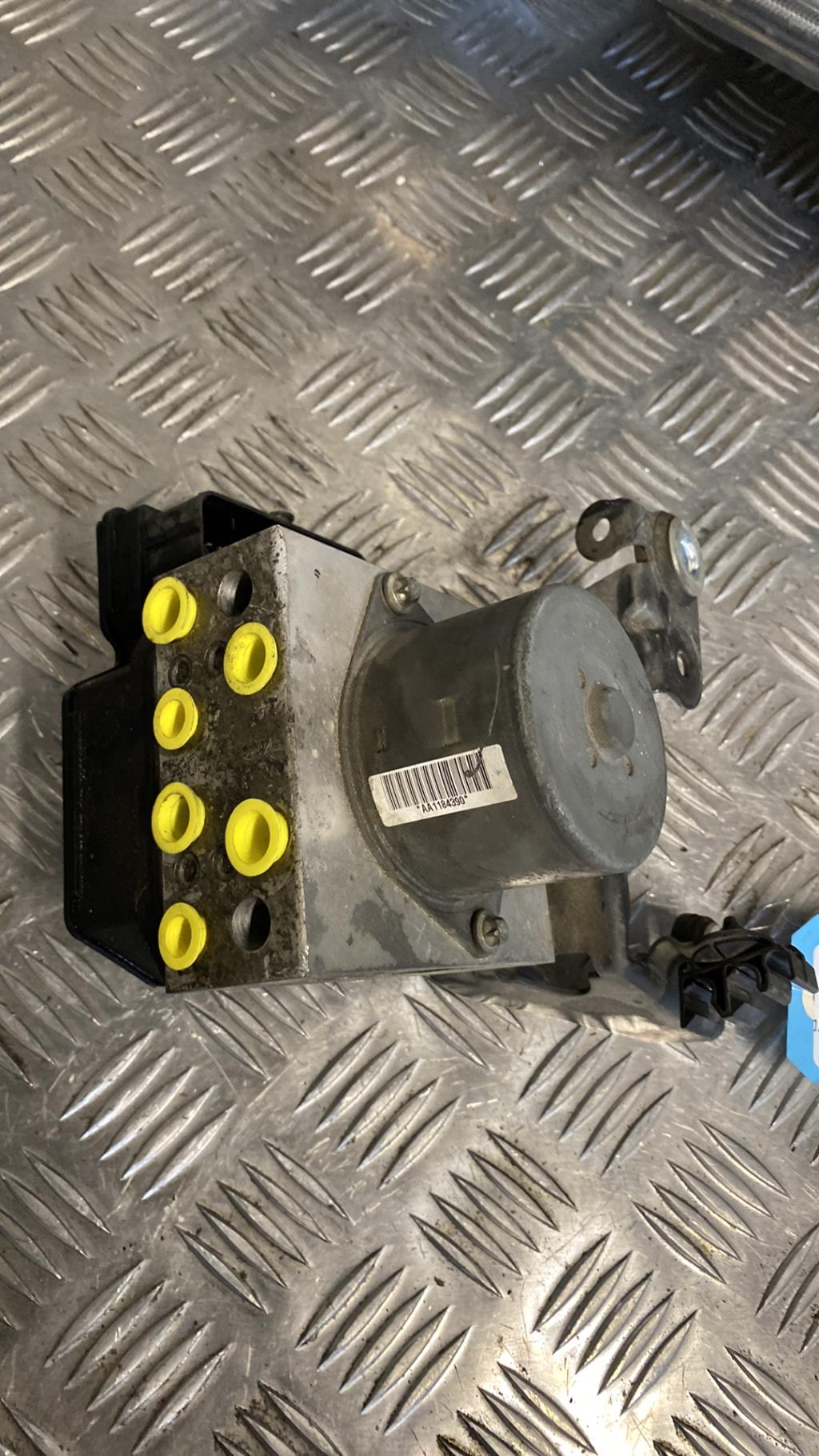 Blocco ABS (antibloccaggio freni) FORD S-MAX 1 PHASE 1 Diésel - 1