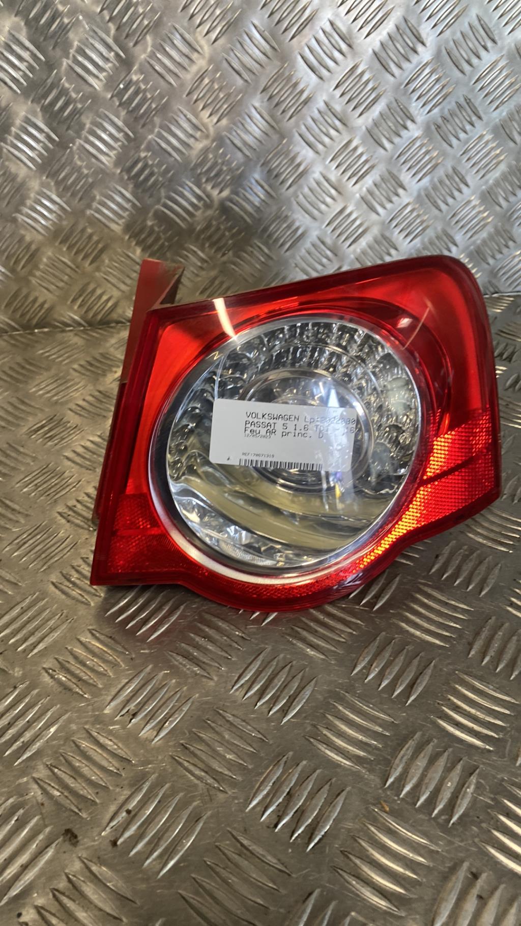 Fanale posteriore principale destro (luci) VOLKSWAGEN PASSAT 6 Diésel - 1