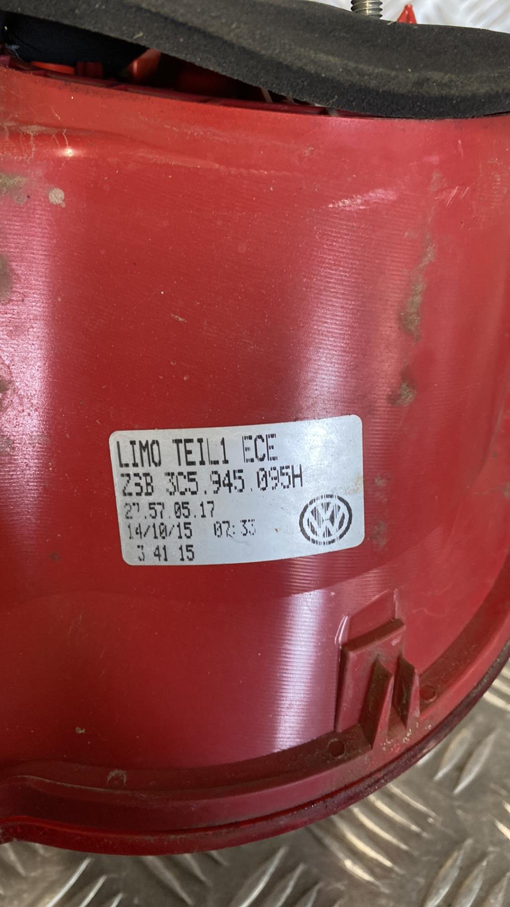 Fanale posteriore principale sinistro (luci) VOLKSWAGEN PASSAT 6 Diésel - 1
