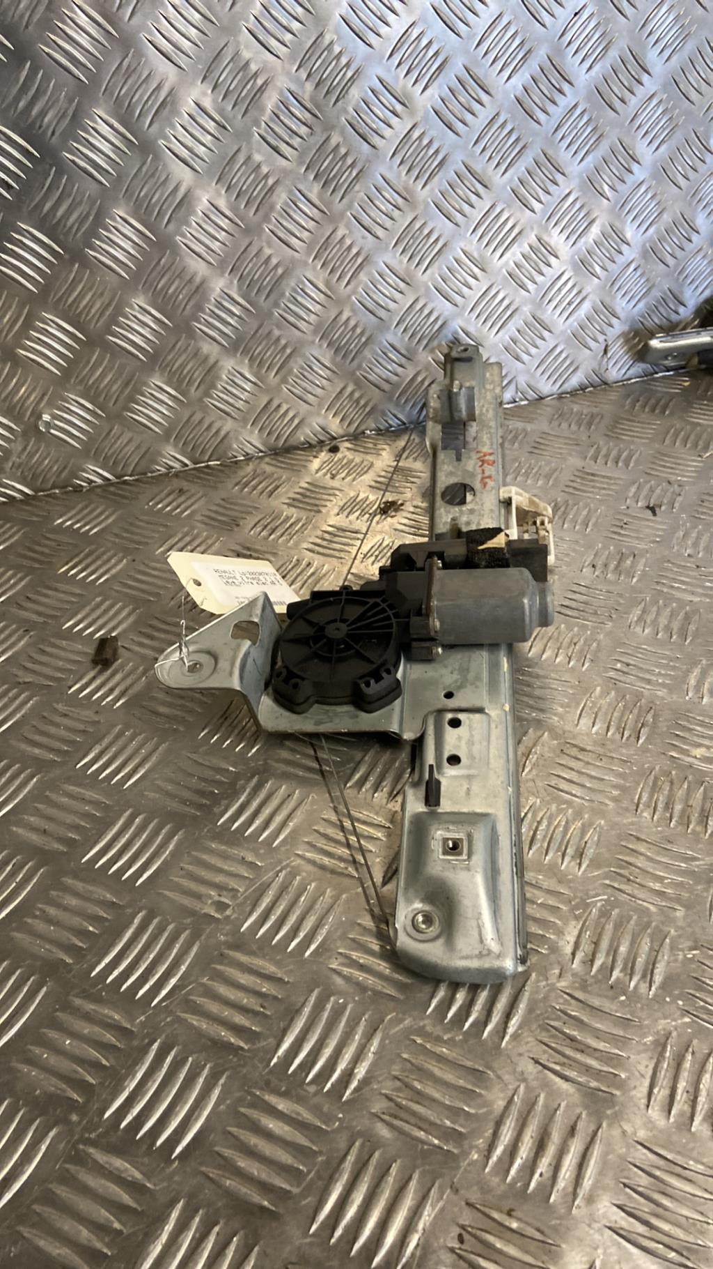 Alzacristalli elettrico posteriore sinistro RENAULT MEGANE 2 PHASE 2 Diésel - 1