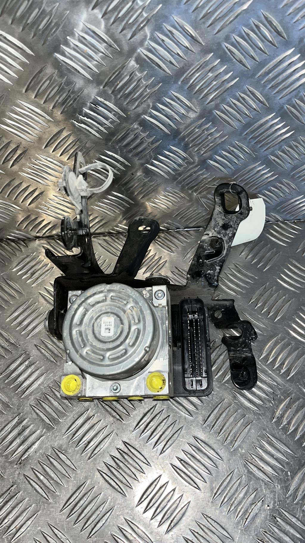 Blocco ABS (antibloccaggio freni) RENAULT MEGANE 4 PHASE 1 Diésel - 1