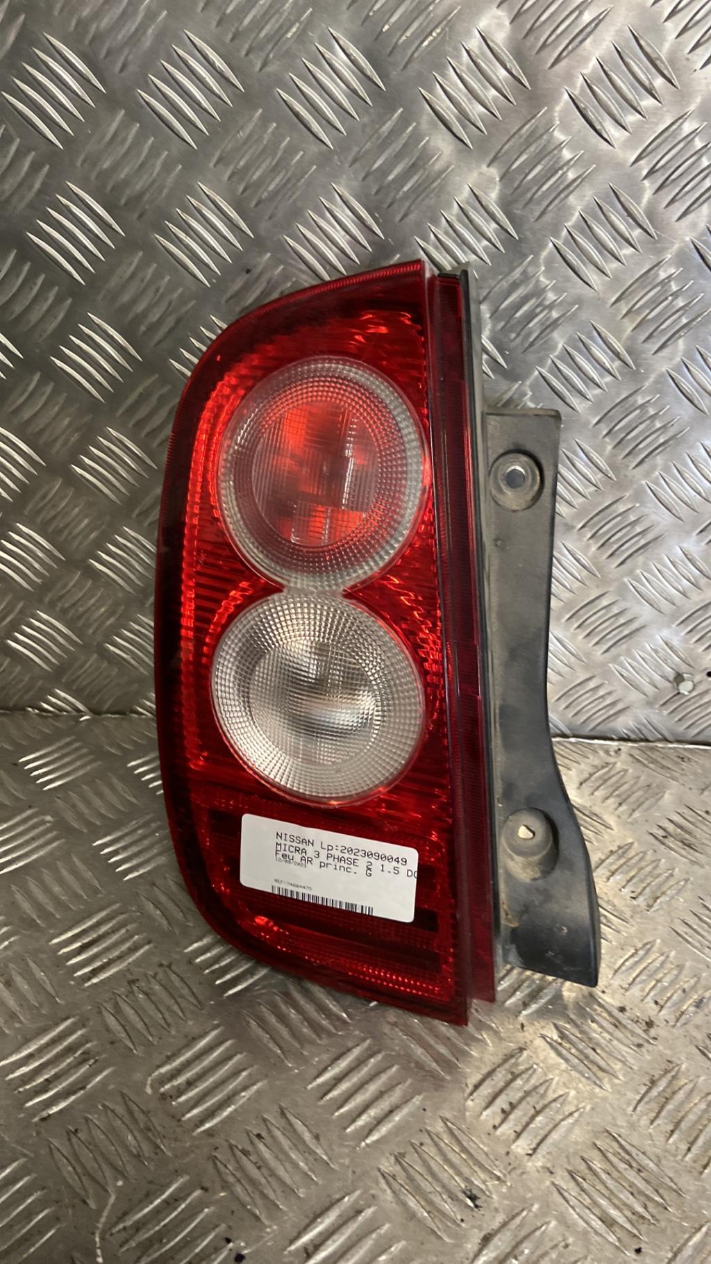 Fanale posteriore principale sinistro (luci) NISSAN MICRA 3 PHASE 2 Diésel - 1
