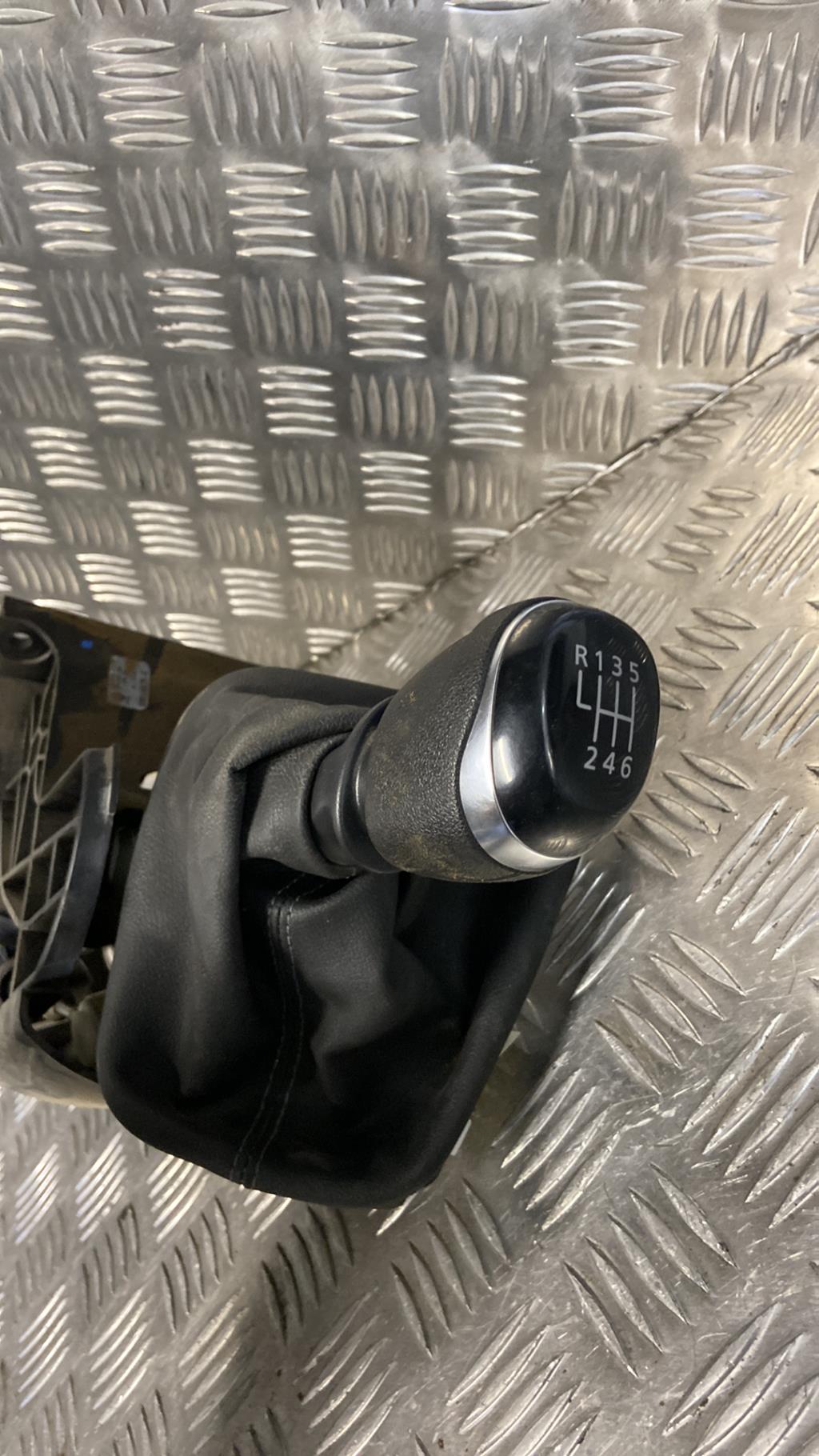 Levier de vitesses RENAULT MASTER 3 PHASE 3 Diesel - 1