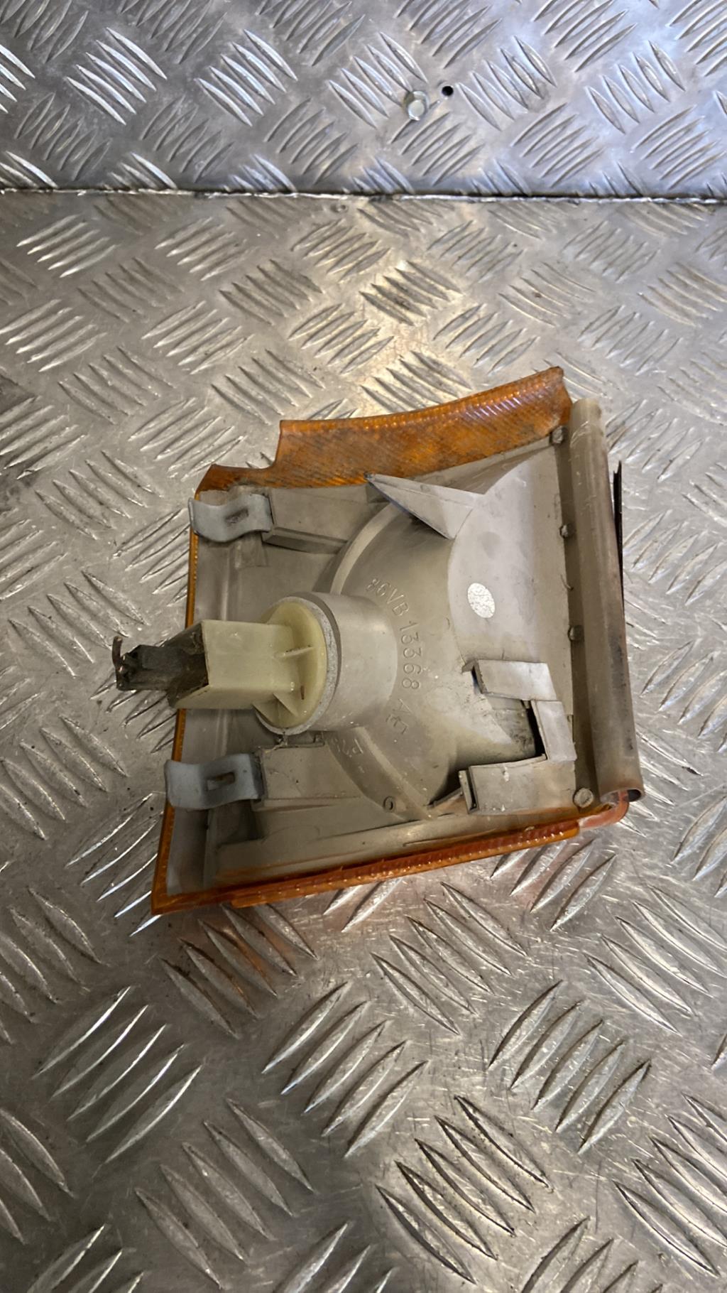 Ripetitore lampeggiante anteriore destro (Luci) FORD TRANSIT  - 1