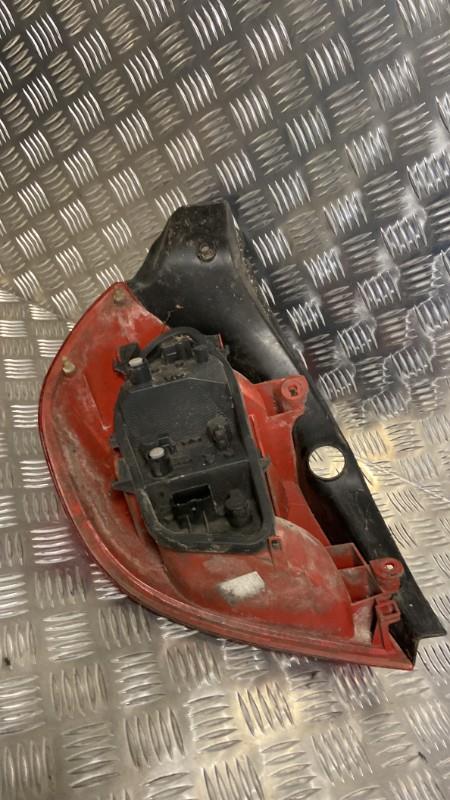 Fanale posteriore principale destro (luci) RENAULT CLIO 3 PHASE 1 Gasolina - 1