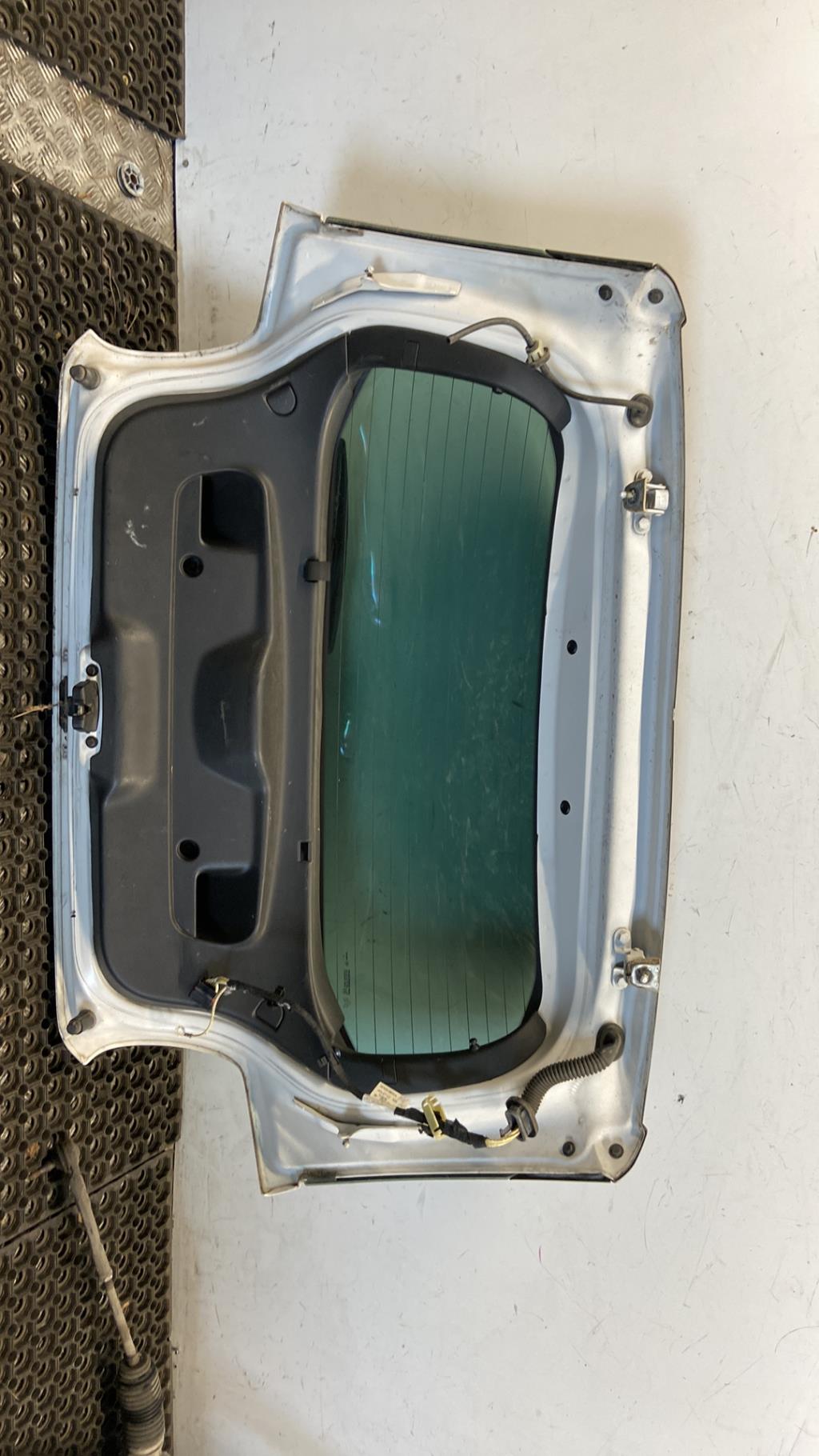 Malle/Hayon arriere CITROEN DS3 PHASE 1 Diesel - 1