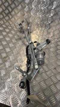 Motor de limpiaparabrisas delantero