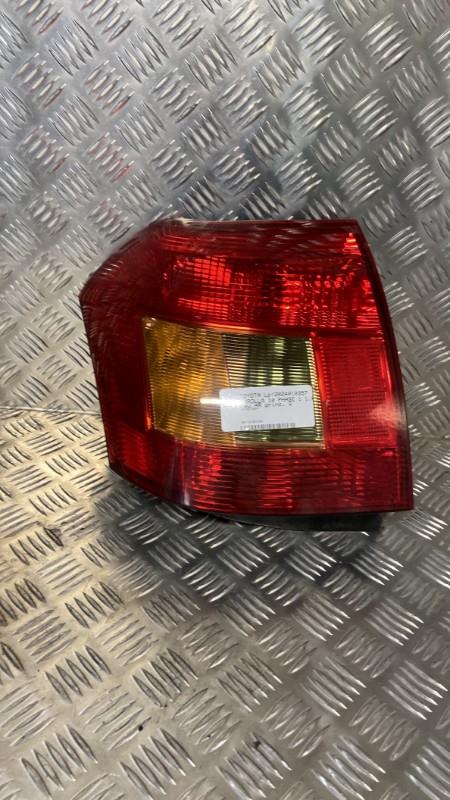 Fanale posteriore principale sinistro (luci) TOYOTA COROLLA 10 PHASE 1 Gasolina - 1