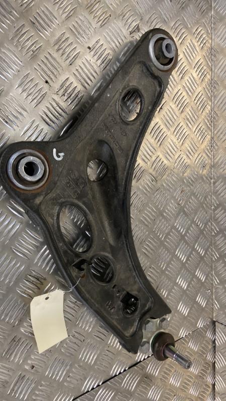 Triangle avant gauche NISSAN PRIMASTAR 2 Diesel - 1