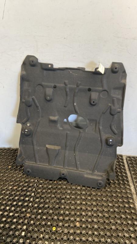 Cache sous moteur MERCEDES CITAN 3 420  - 1