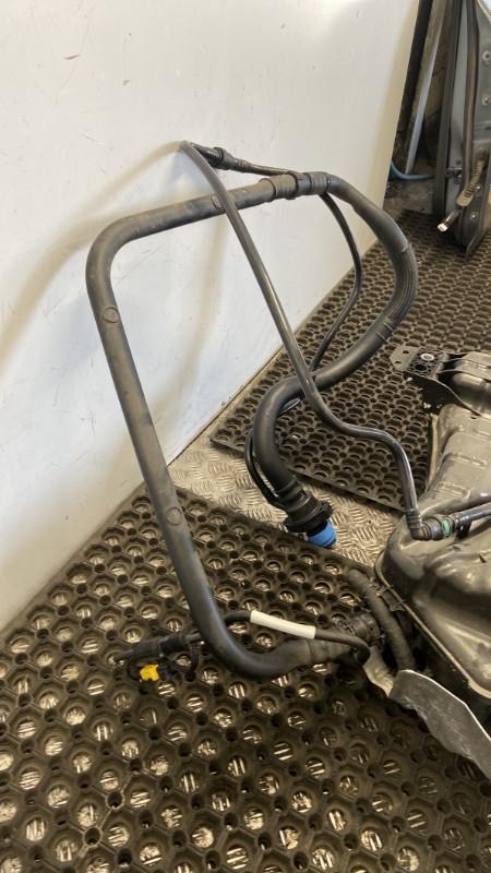 Reservoir AdBlue RENAULT KANGOO 3 Diesel - 1