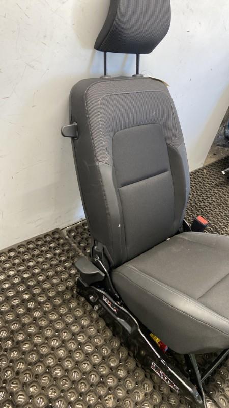 Siege avant droit RENAULT KANGOO 3 Diesel - 1