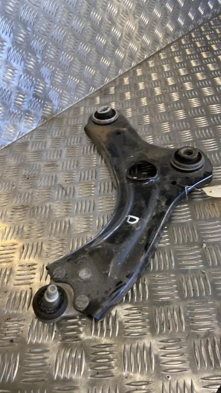 Triangle avant droit RENAULT CLIO 5 PHASE 1 Essence - 1