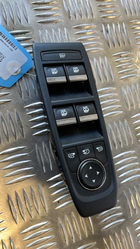 Interruttore lavacristalli anteriore sinistro RENAULT AUSTRAL Gasolina/Híbrido - 1