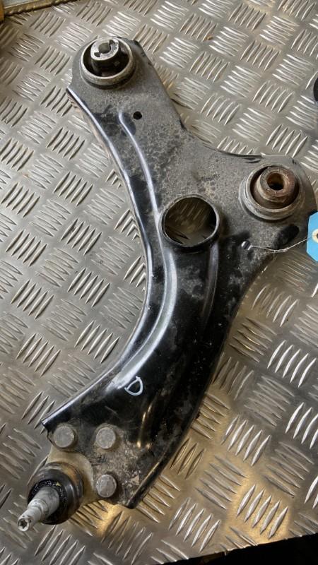 Triangle avant droit RENAULT CLIO 5 PHASE 1 Essence/Hybride - 1